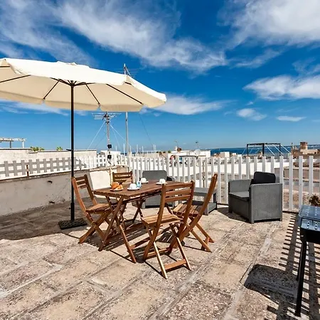 Διαμέρισμα Corte De Maio - Exclusive Panoramic Terrace - By Click Salento